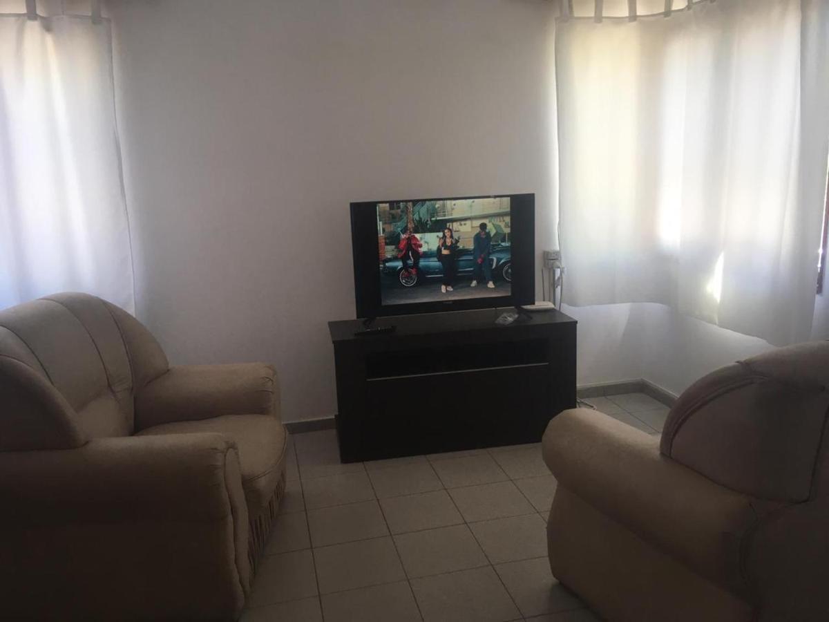 Departamento Serpa Lejlighed Lujan de Cuyo Eksteriør billede
